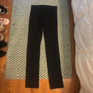 Lululemon skinny groove pant